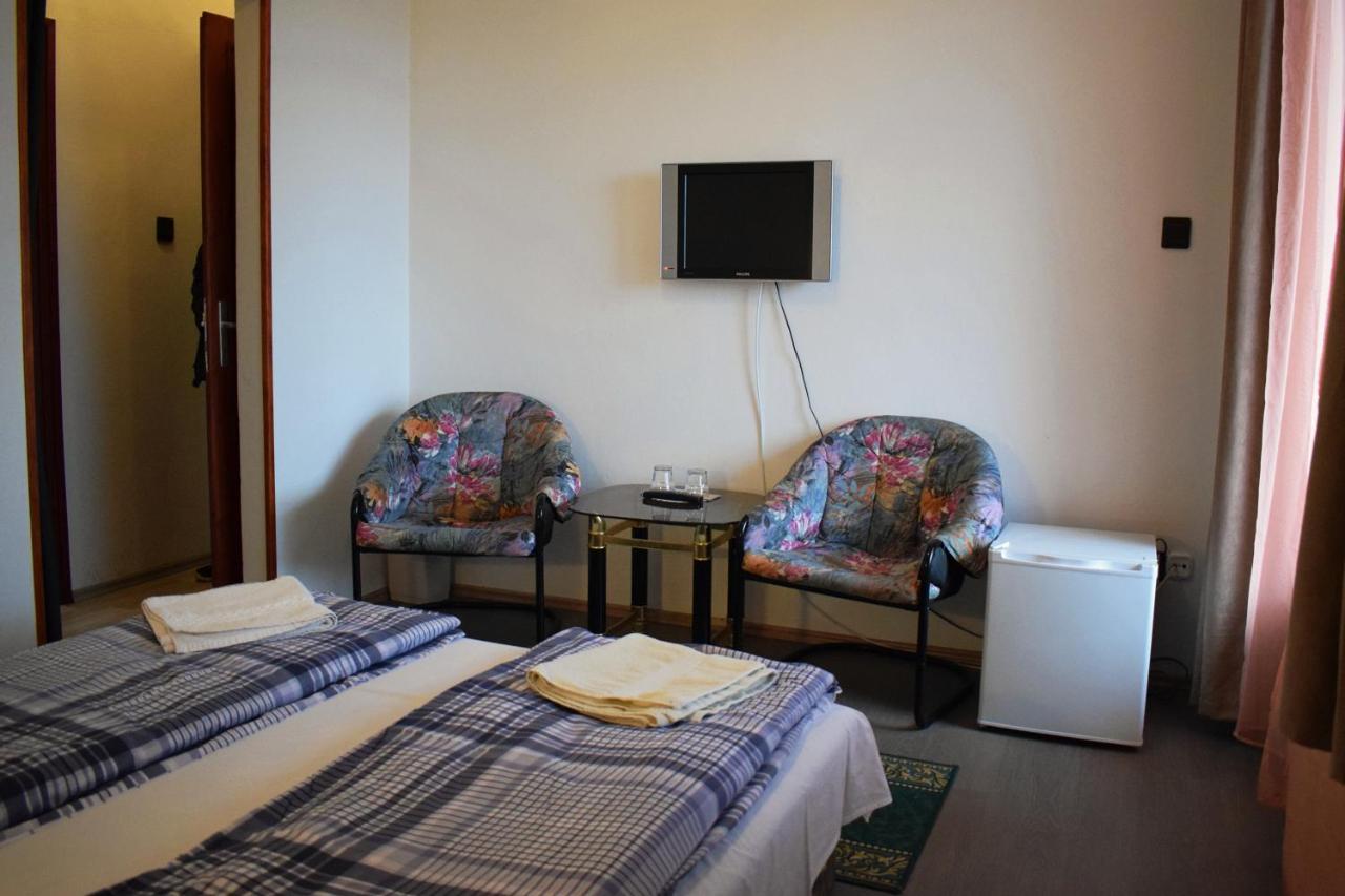 Ket Diofa Vendeghaz Hotel Felsőtárkány Eksteriør billede