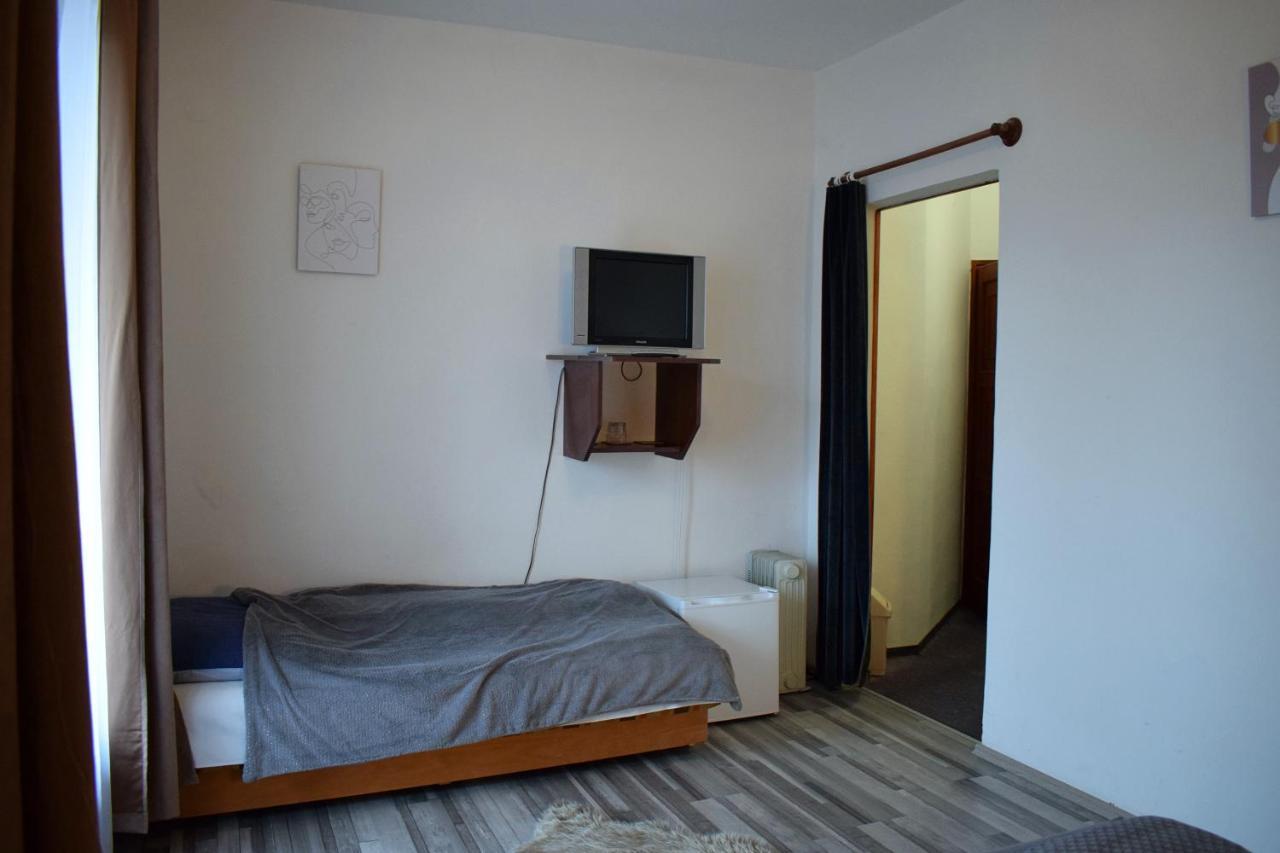 Ket Diofa Vendeghaz Hotel Felsőtárkány Eksteriør billede